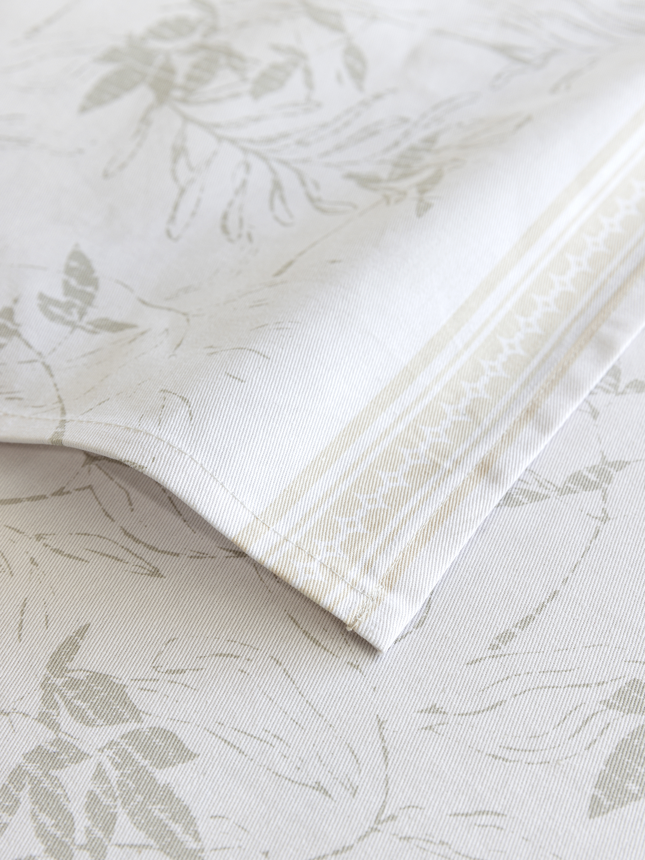 Τραπεζομάντηλο 150x190 - Foliage